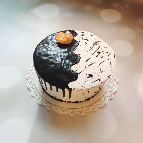 Fussy Choco Vanilla Cake